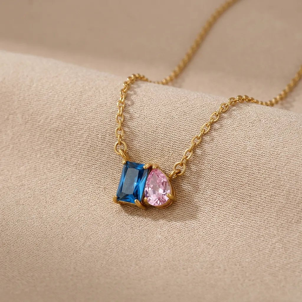 Naissance Necklace - Isadora