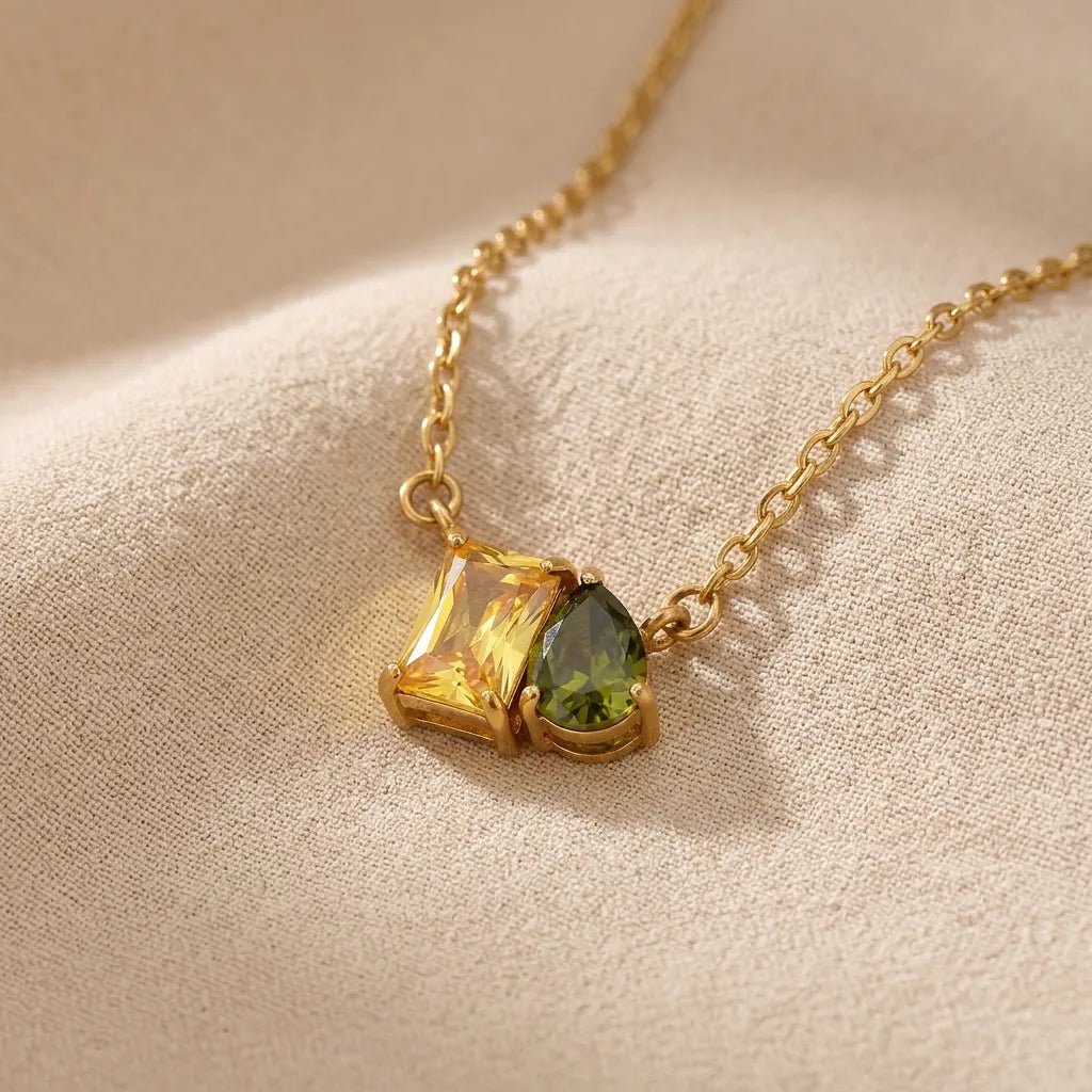 Naissance Necklace - Isadora
