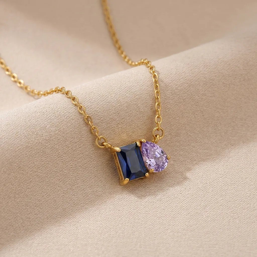 Naissance Necklace - Isadora