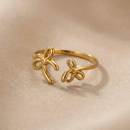 Belle Bow Ring
